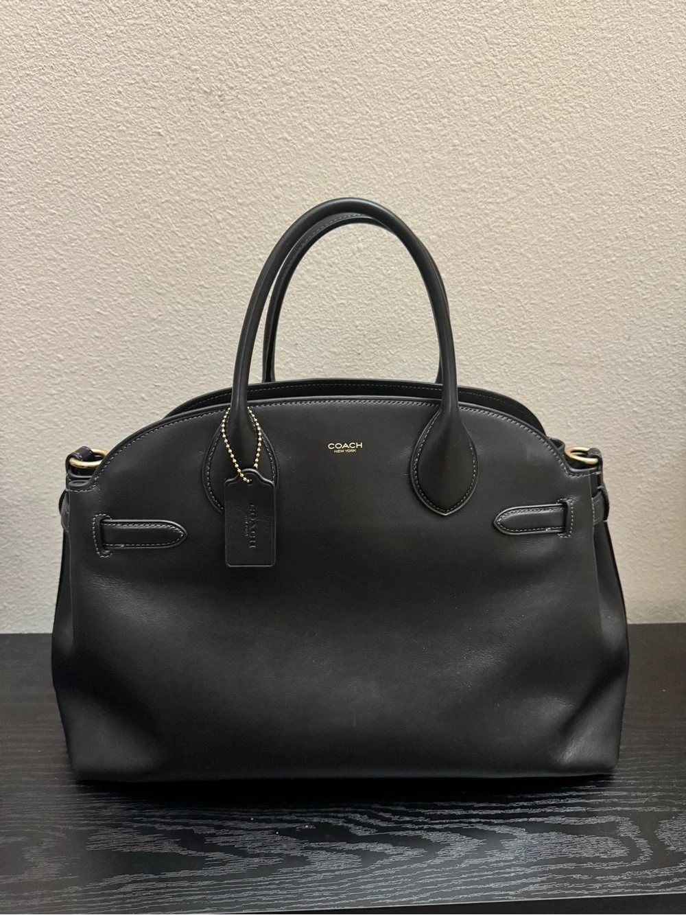 Coach Empire 40